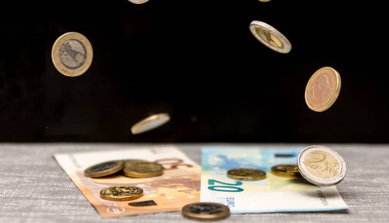 Podjetnikom na voljo milijoni: ugodni krediti za poslovanje, opremo in nepremičnine