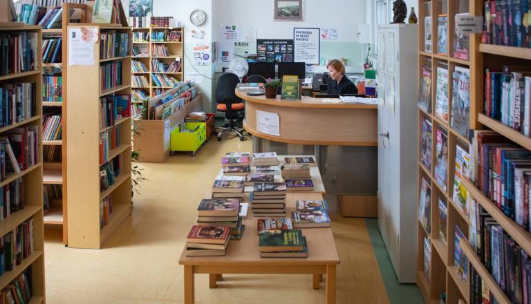 Obisk knjižnice po novem mogoč le dvakrat tedensko, to je razlog