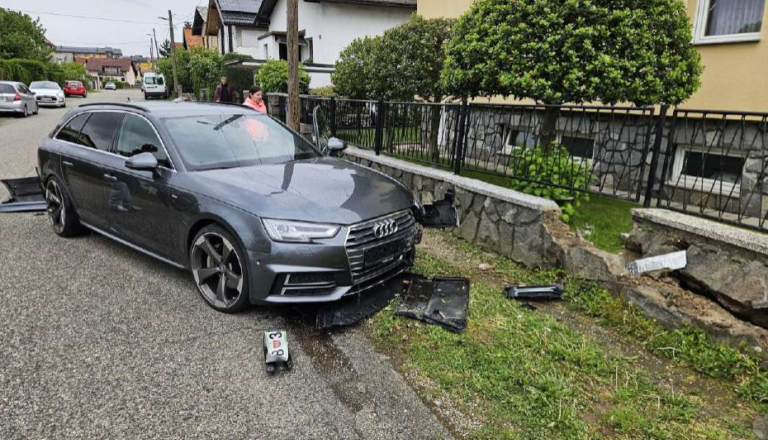  Nevarno križišče na Pobrežju pod drobnogledom: Vozila po trkih končujejo v ograjah in na vrtovih