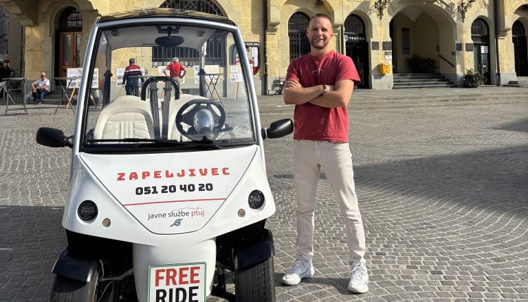 Po petih letih se poslavlja od Zapeljivca, Anej volan predaja novi generaciji