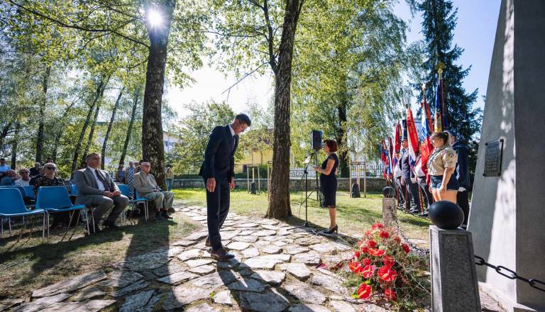 V Kranju počastili spomin na bazoviške junake: »Svoboda in mir nista samoumevna«