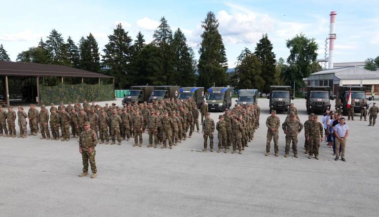 FOTO: V novomeški vojašnici praznovali 35 let enote s posebno vlogo v Slovenski vojski