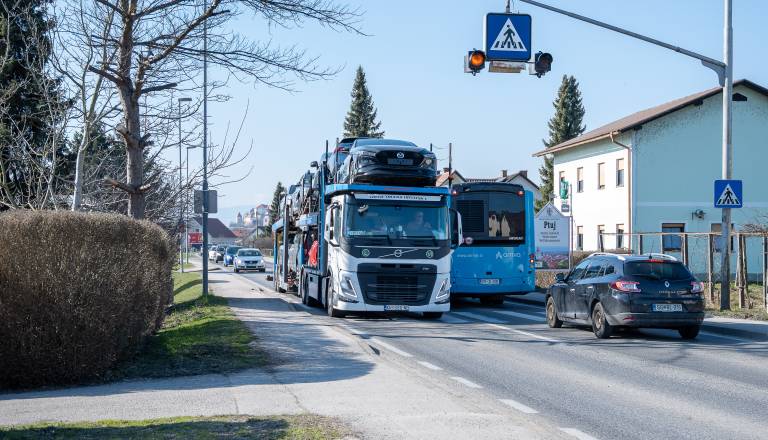 Glavna cesta Ptuj–Markovci šele leta 2038? Ministrstvo razkrilo novo časovnico in ukrepe za Spuhljo
