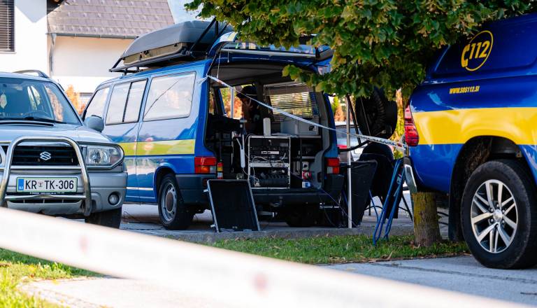 FOTO: Konec nevarnosti: 250-kilogramska bomba deaktivirana
