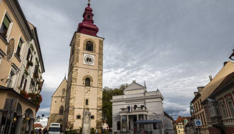 Vročina se poslavlja, po 34 stopinjah prihajajo nevihte in občutna ohladitev