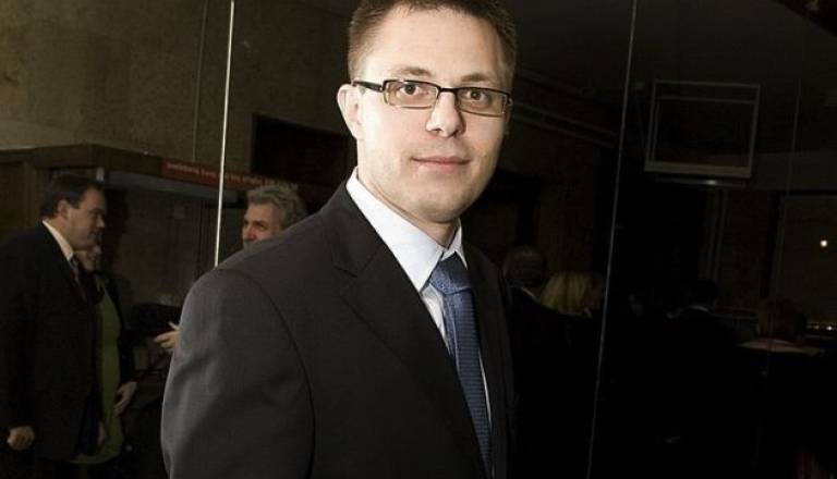 Dejan Fujs bo direktor Podjetja za informiranje (vsaj) naslednja štiri leta