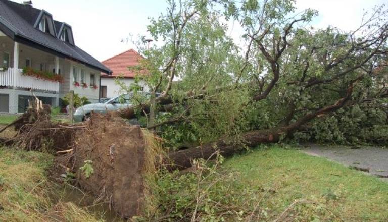 Lansko poletje sta Mursko Soboto razdejali kar dve močnejši neurji