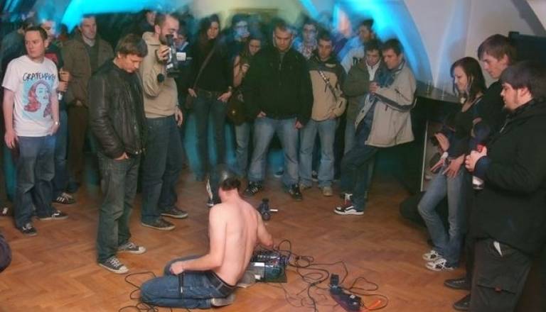 Mali-Veliki MIKK-ov oder išče mlade glasbene talente v regiji