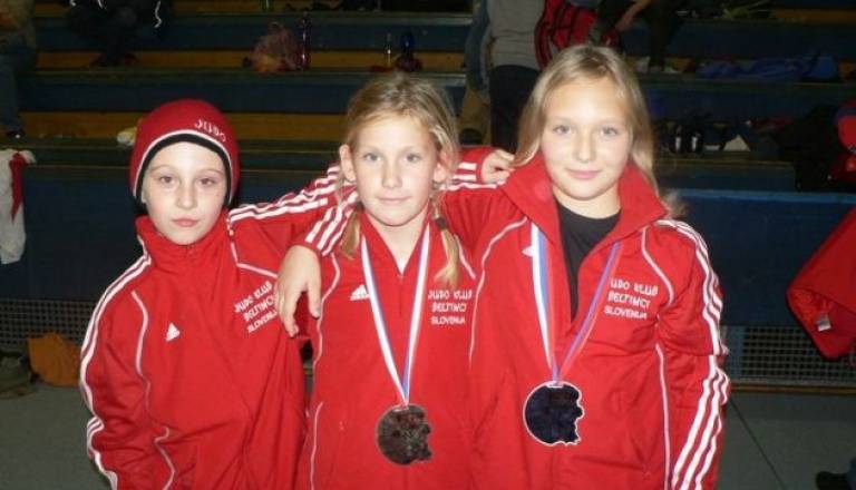 Izkazali sta se predvsem obe judoistki s tretjim mestom