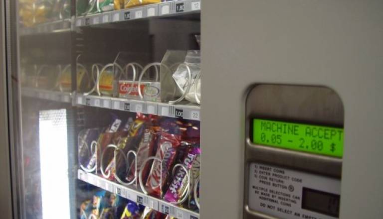 Nič več srečevanja "pri avtomatih"