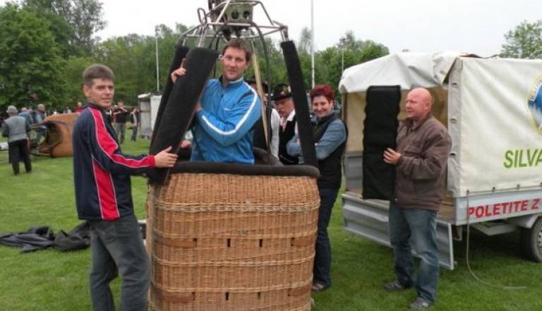 Na balonarskem festivalu se je zbralo 22 ekip