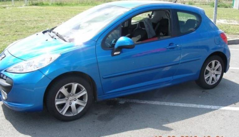 0912-96-10 - ODKRILI UKRADEN OA PEUGEOT IN SKUTER 1.jpg