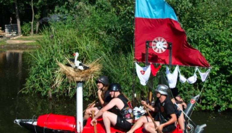 Sam svoj čolnar.jpg