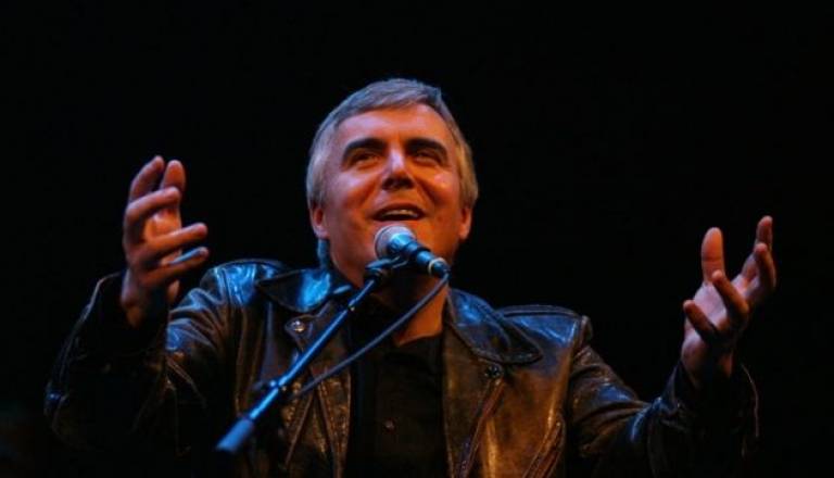 Zoran Predin napoveduje spektakel