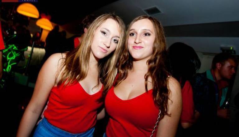 630x6300a9aeb23098408e22b02921bf90be60b1318151705.jpg