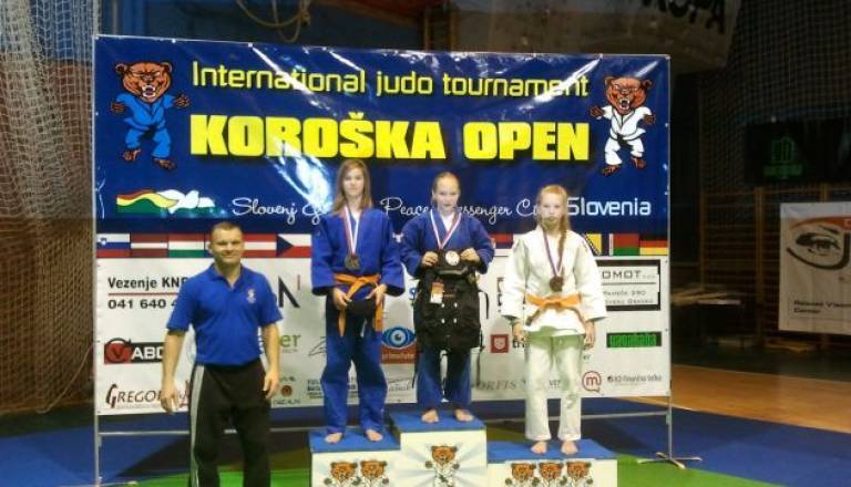 Hanna Mazouzi se je zavihtela na prvo mesto