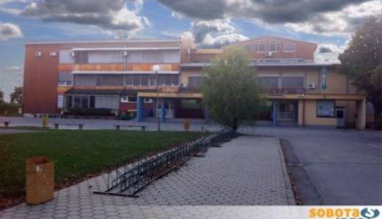 Gimnazija.jpg