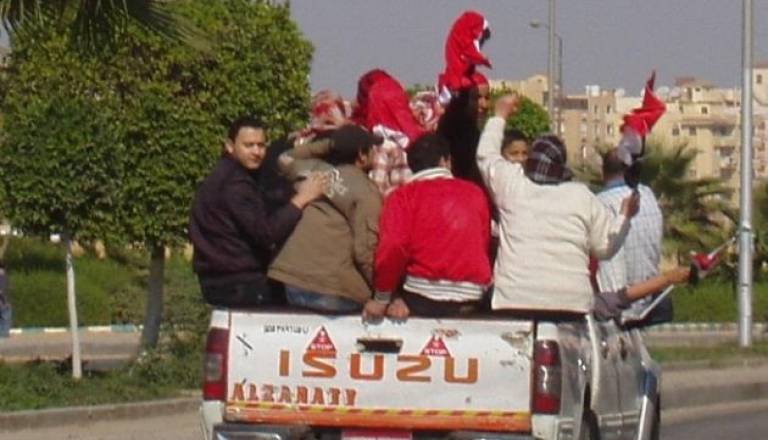 vir: blog bata, http://bata.blog.siol.net/2011/02/03/fotke/