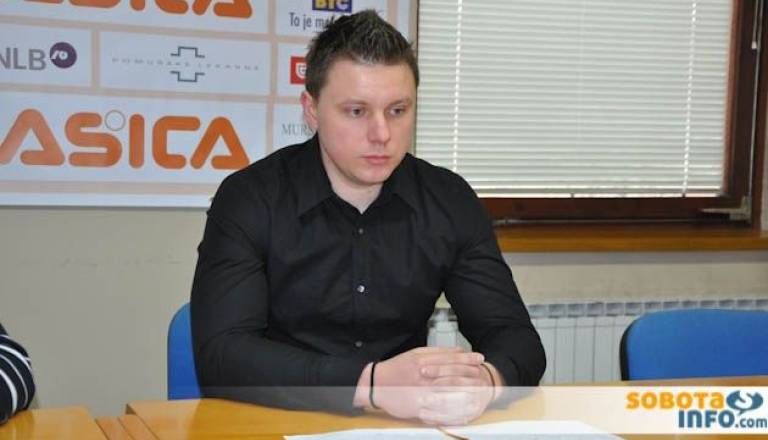 Primož Slavič vidi prihodnost v vzgoji mladih igralk