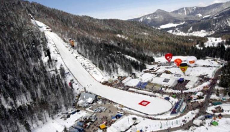 Foto- www.planica.si.jpg