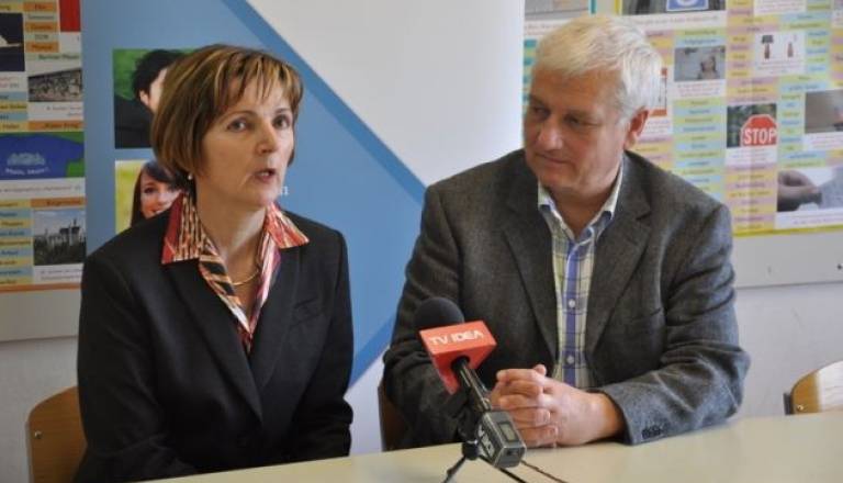 Ravnateljica Regina Cipot in dr. Reinhard ZÃ¼hlke