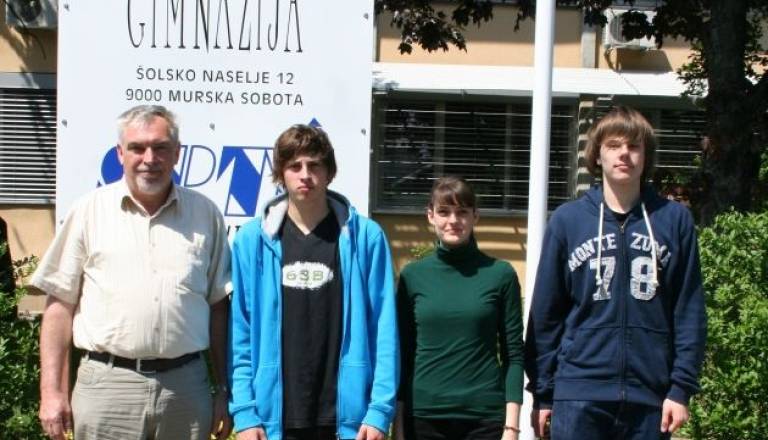 Uspešna ekipa geografov iz murskosoboške gimnazije.