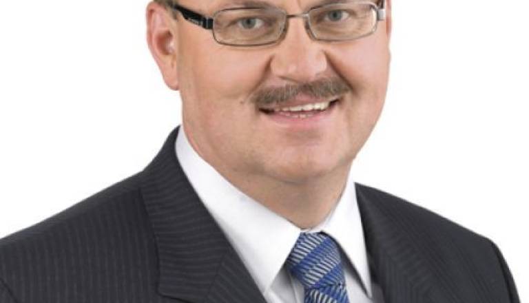 Jožef Horvat se Bajuka spominja kot velikega domoljuba, ki je, da bi pomagal Slovenkam in Slovencem, zamenjal visok položaj in lagodno življenje za stres in garanje.