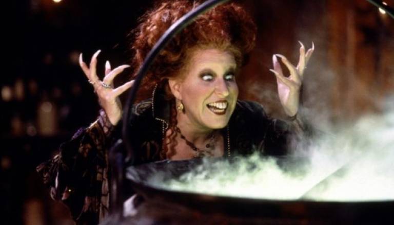 Prizor iz filma Hocus Pocus. A v Murski Soboti je šlo zares.