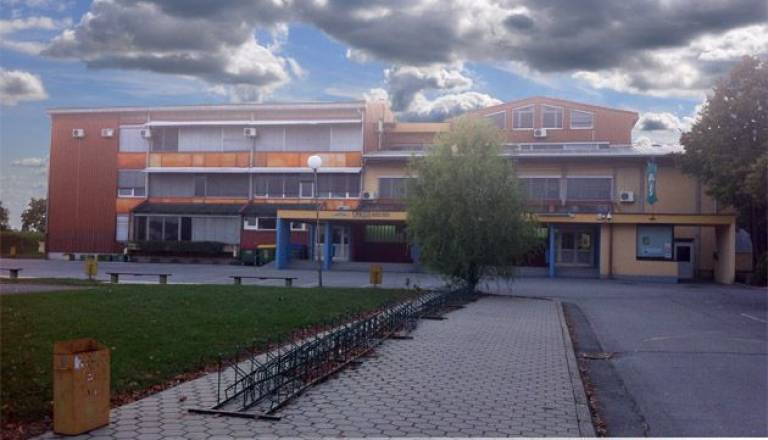 Nad Gimnazijo Murska Sobota se zgrinjajo temni oblaki