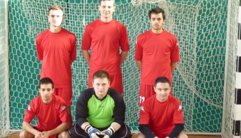 Zmagovalna ekipa iz Matjaševec (Horvat desno spodaj)