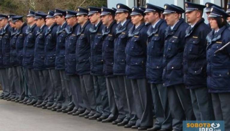policisti_na_preizkusnji.jpg