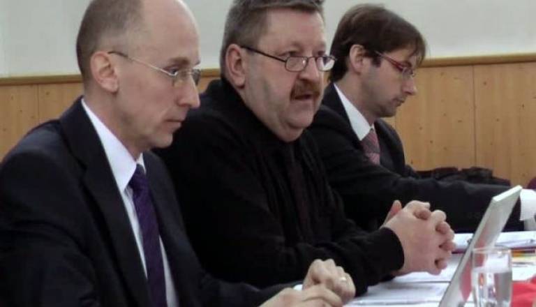 Screen shot 2012-02-15 at 12.01.42 PM.jpg