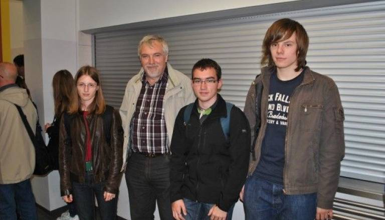 Ekipa geografov od leve Dorotea Gašpar, mentor Drago Balajc, Žiga Barbarič in Nino Cmor. (foto: Majerič Boštjan)