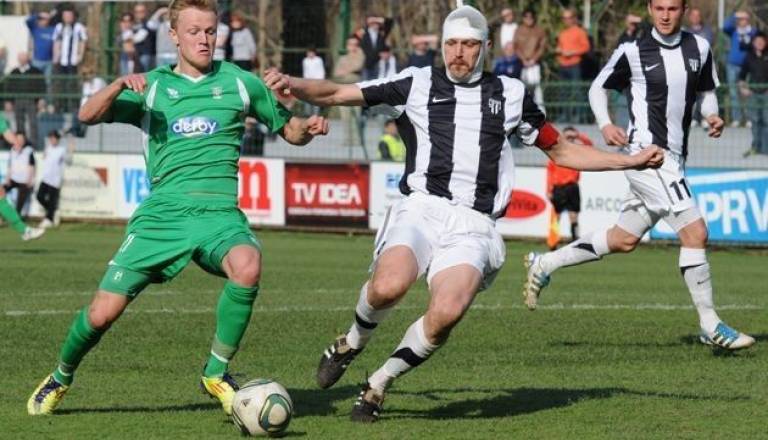 "Igralci smo proti odhodu športnega direktorja," pravi kapetan murašev Fabijan Cipot.