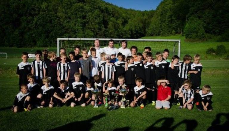 1.skupinska slika.jpg