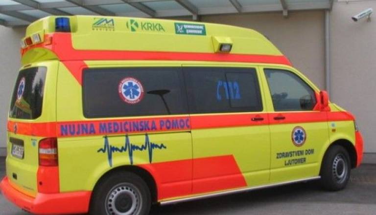 "Ljudje, ki kličejo 112, so v stiski, zato je poznavanje lokacije, narečja in situacije v domačem okolju ključno," pravi vodja reševalne službe Zdravstvenega doma Murska Sobota Viktor Zrim. 