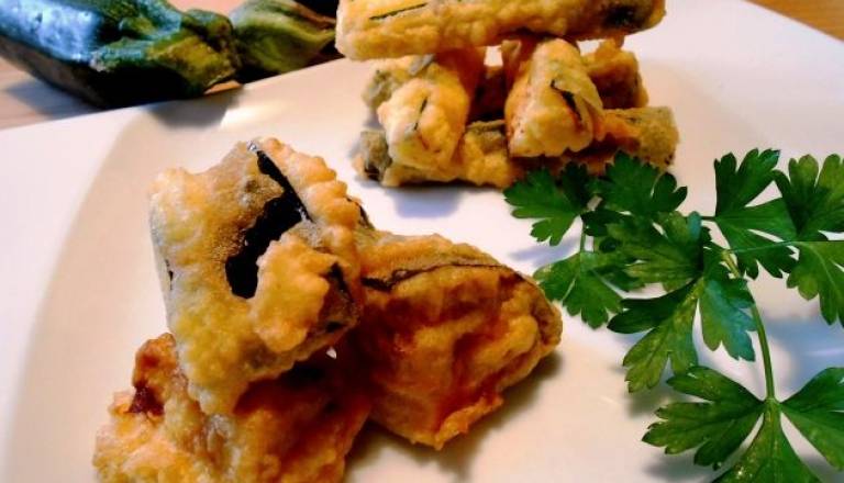 tempura bučke in jajčevci.JPG