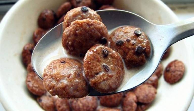 Pregled 26 žit za zajtrk, ki jih tržijo za otroke, razkrije, da imajo več skupnega s sladkarijami kot z žiti. 