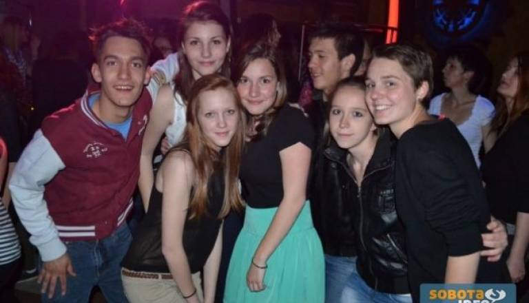 CSC_0150 (Custom).JPG