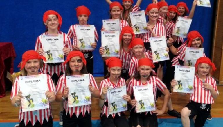 Otroška street velika skupina je s točko »Pirati« osvojila drugo mesto.