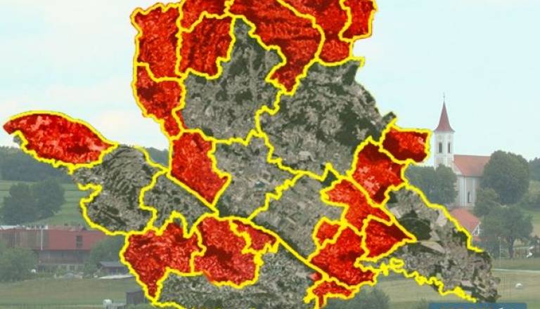 Do leta 1994 je bilo Pomurje razdeljeno na velike občine; Murska Sobota, Lendava, Gornja Radgona, Ljutomer, drugi val nastanka novih občin pa je bil leta 1998. 