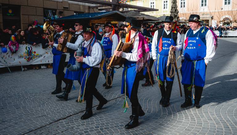 2026-02-15_povorka-ptuj-all_osimzan_29.jpg