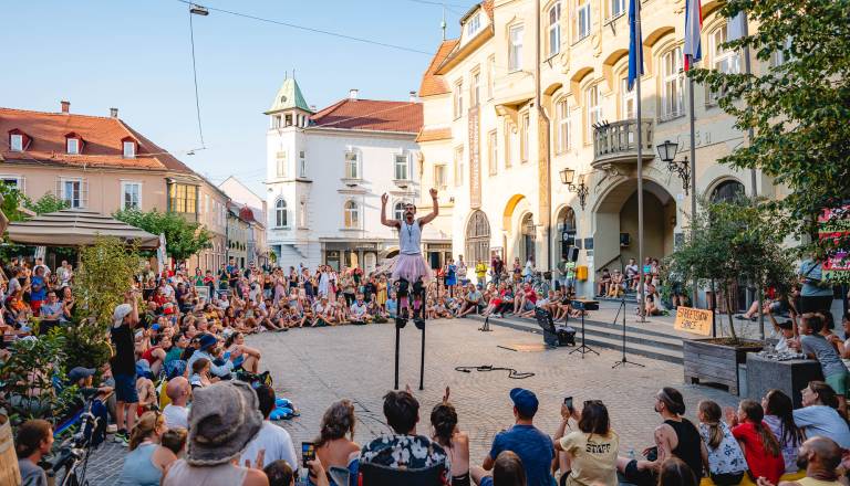 2026-08-03_ulicno-ptuj_osimzan_03.jpg