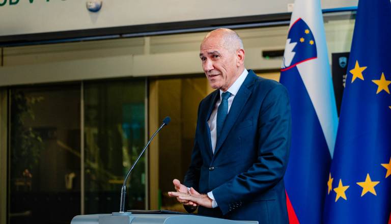 2026-09-28_Ministrstvo za samoupravo_OsimZan_24.jpg