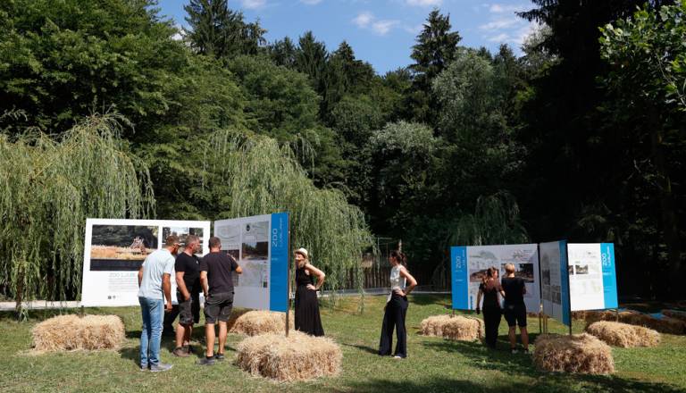 20260715_otvoritev-razstave-natecajnih-resitev-zoo-ljubljan_nrovan_044.jpg