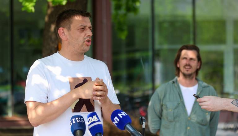 26-05-25-15-21-24-0.jpg