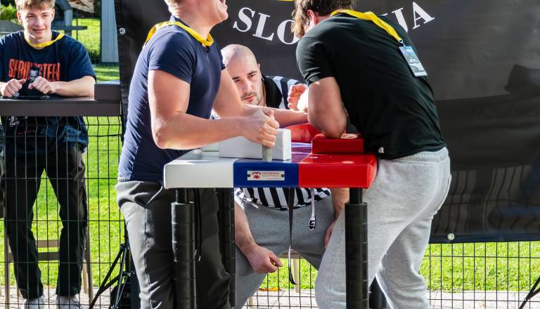 armwrestling-open-turnir-za-zacetnike-bodi-fit-maribor-25.10-2025-36.jpg