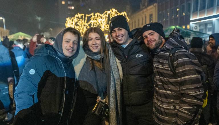 dsc_1015_0.jpg