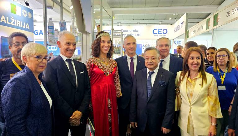 foto-arhiv-veleposlanisva-alzirije-v-sloveniji_0.jpg