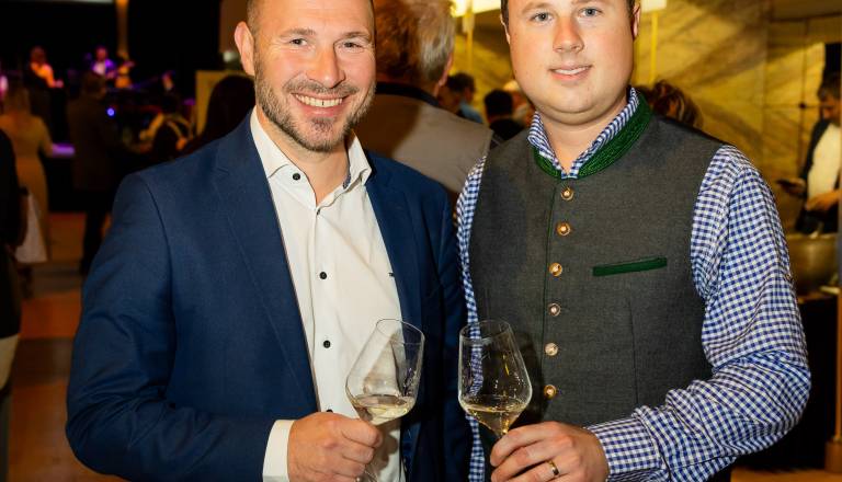 jernej-vrtovec-predsednik-nsi-in-zan-mahnic-sds.jpg
